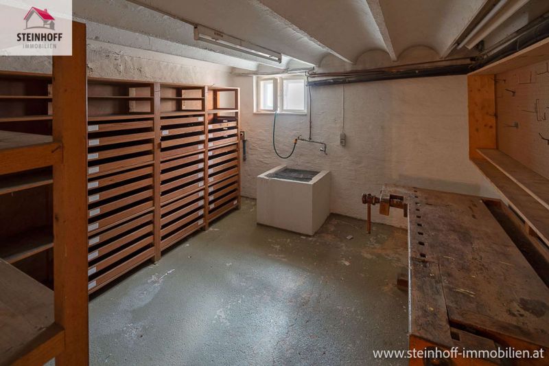 Familienhaus in absoltuer Ruhelage, viel Potential fr Ihre Trume /  / 1130 Wien / Bild 8